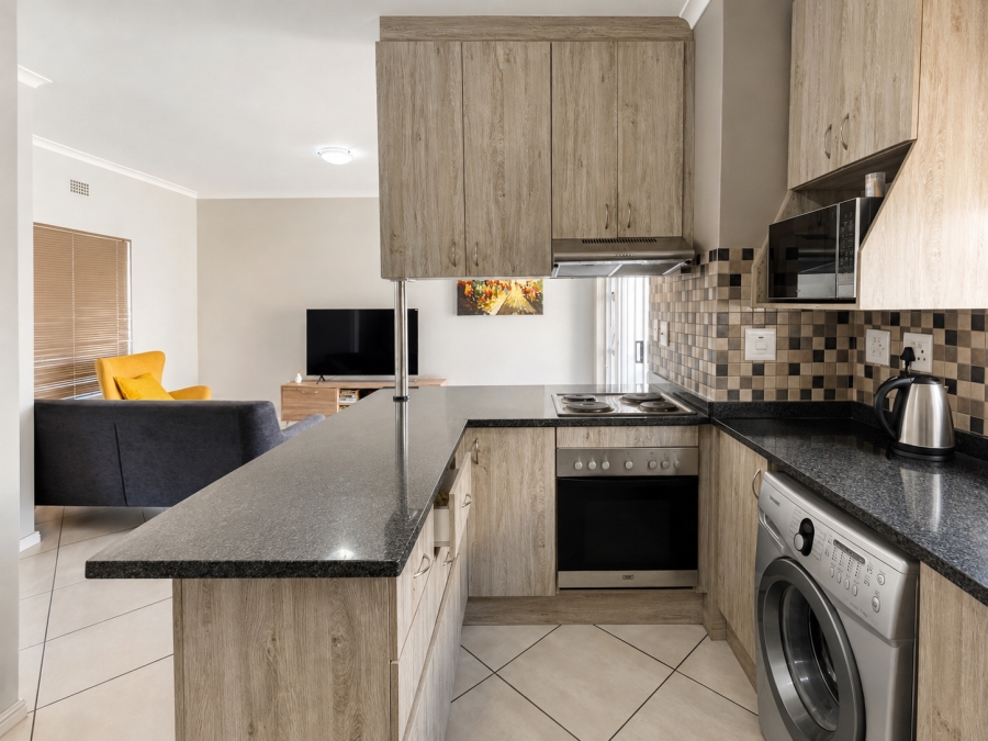 To Let 2 Bedroom Property for Rent in Buh Rein Estate Western Cape